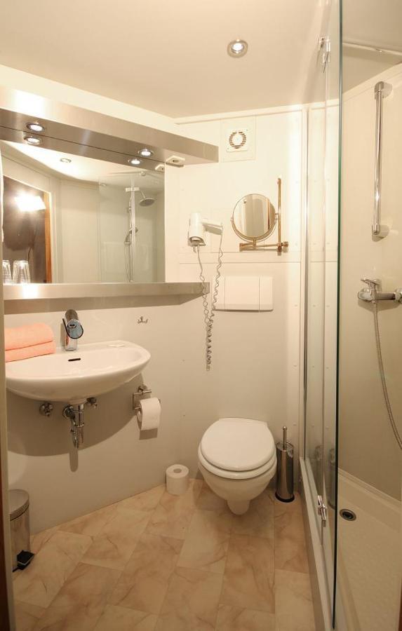 Hotel Weiland Lahnstein Ngoại thất bức ảnh